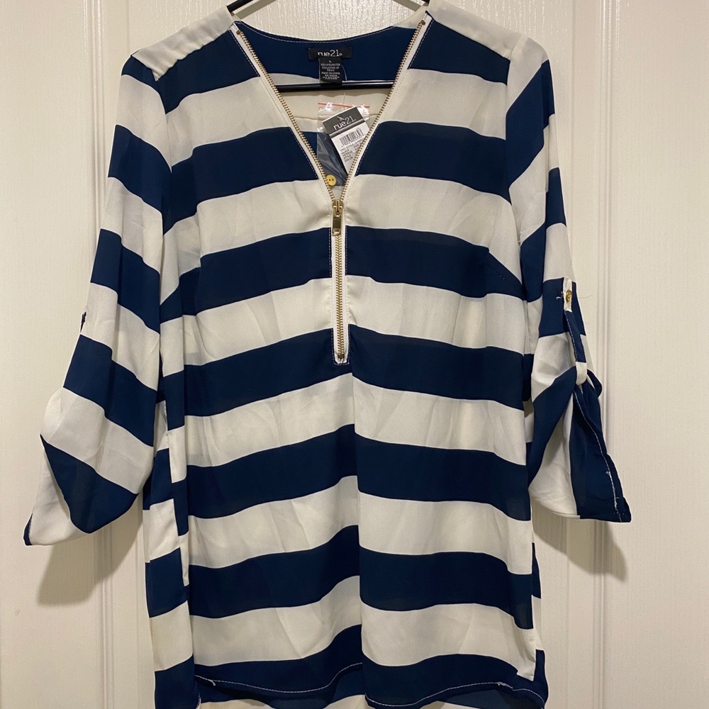 blue and white striped top